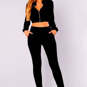 Cute Velour Set . Never worn Good condition.